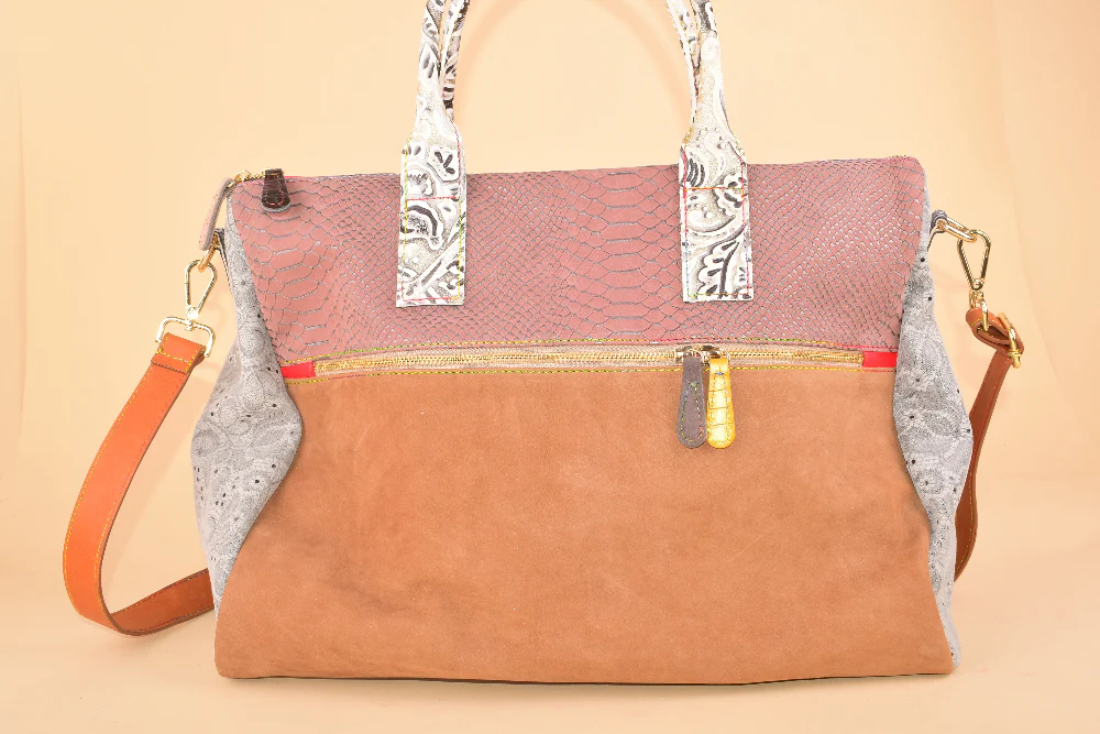 Digital Pause - Maxi Borsone in pelle patchwork - immagine 7