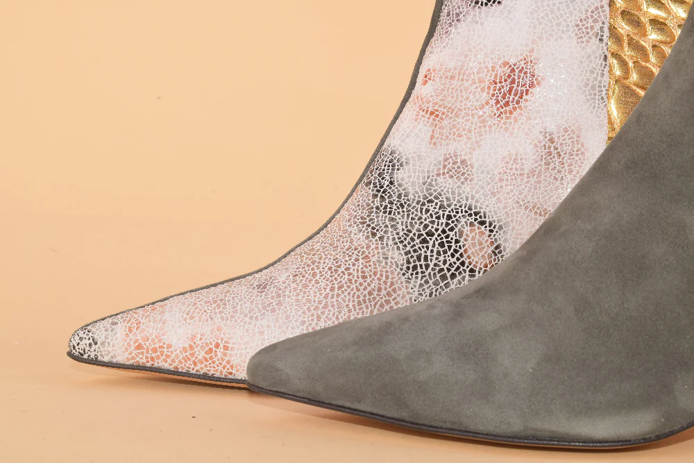 Byte Size Beauty - Stivaletto con tacco in pelle patchwork - immagine 5