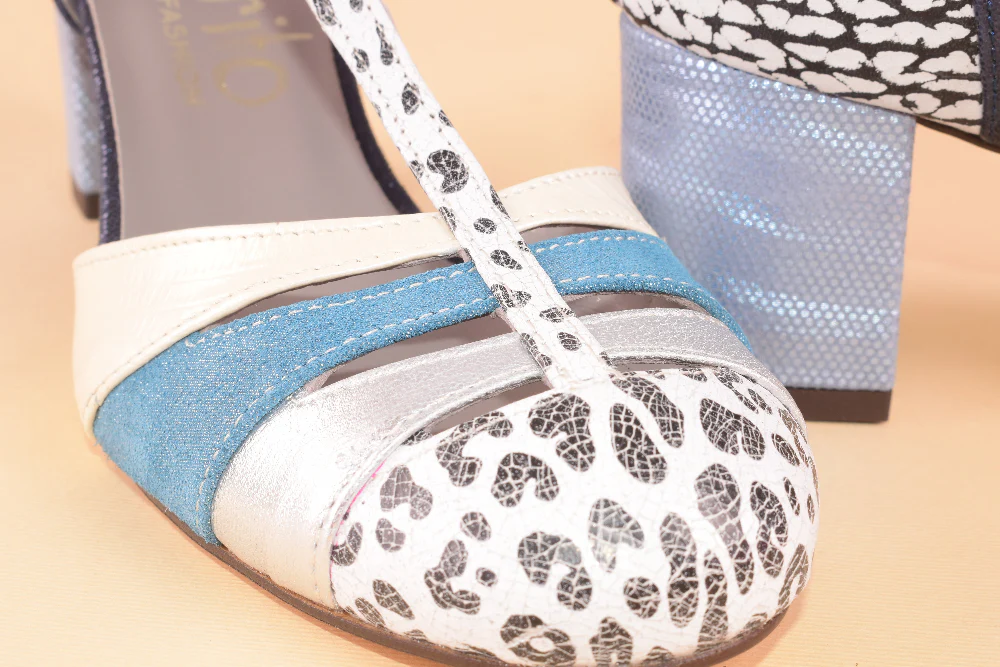 The insider bling blin - Sandalo a T con tacco in pelle patchwork - immagine 7