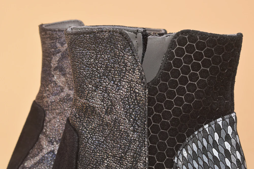 Technologic - Stivaletto con tacco in pelle - immagine 9