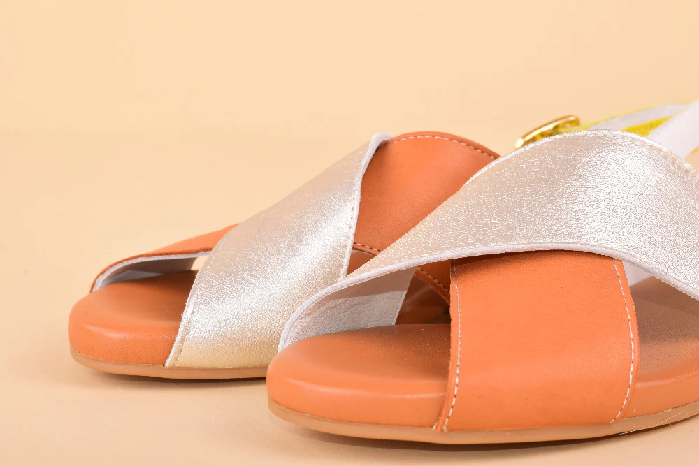 Prayayaia Sandalo Incrocio in pelle patchwork - immagine 7