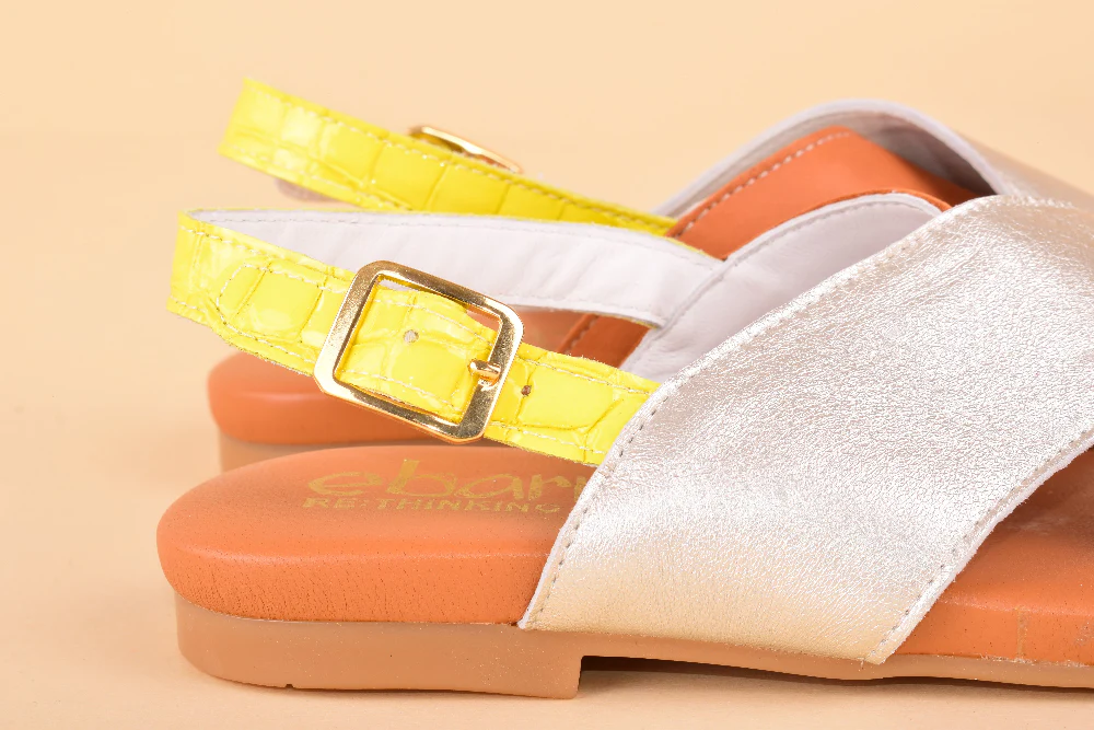 Prayayaia Sandalo Incrocio in pelle patchwork - immagine 9