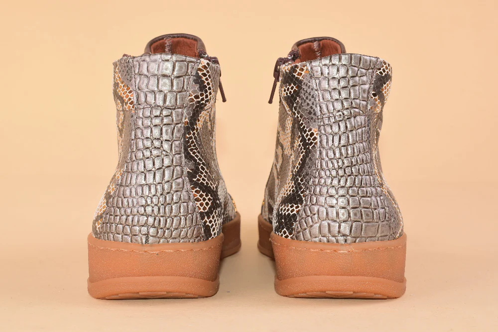 Scimmia Volante Honey - Sneakers alta in pelle patchwork - immagine 9