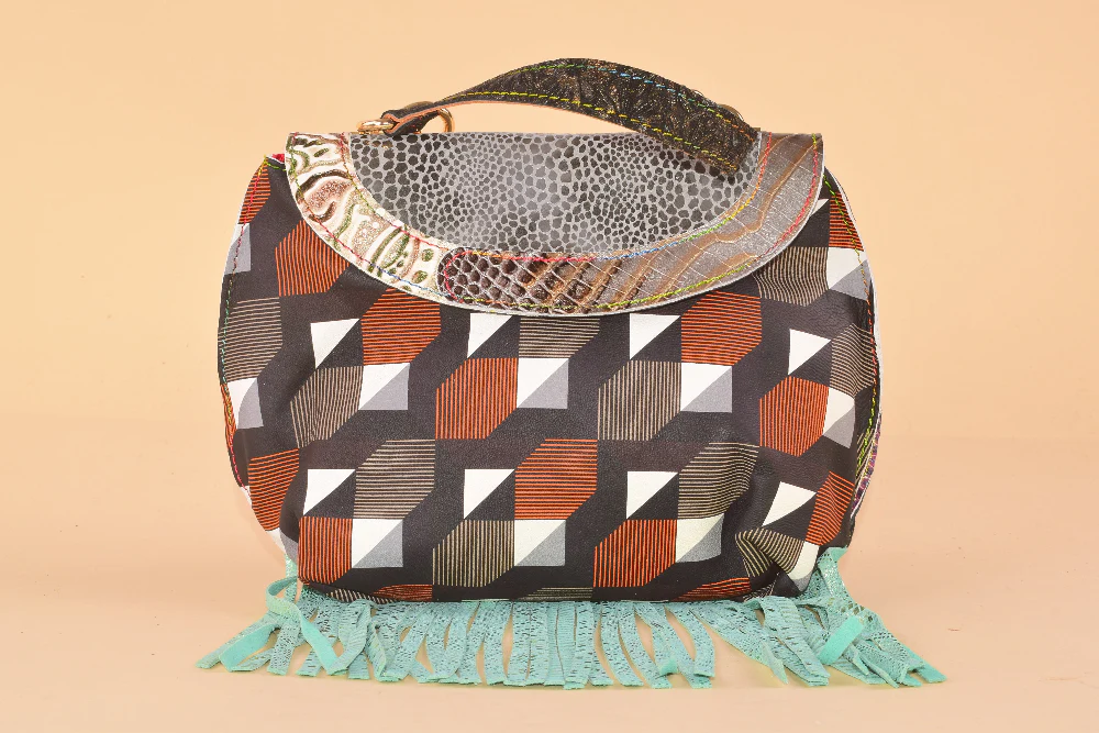 Breath Bag - Borsa in pelle con frange - immagine 3