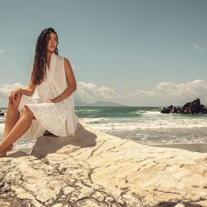 Panaji PJ25E 40105 00
Abito smanicato di ampia vestibilita’