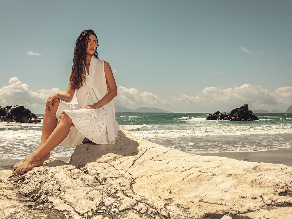 Panaji PJ25E 40105 00
Abito smanicato di ampia vestibilita’