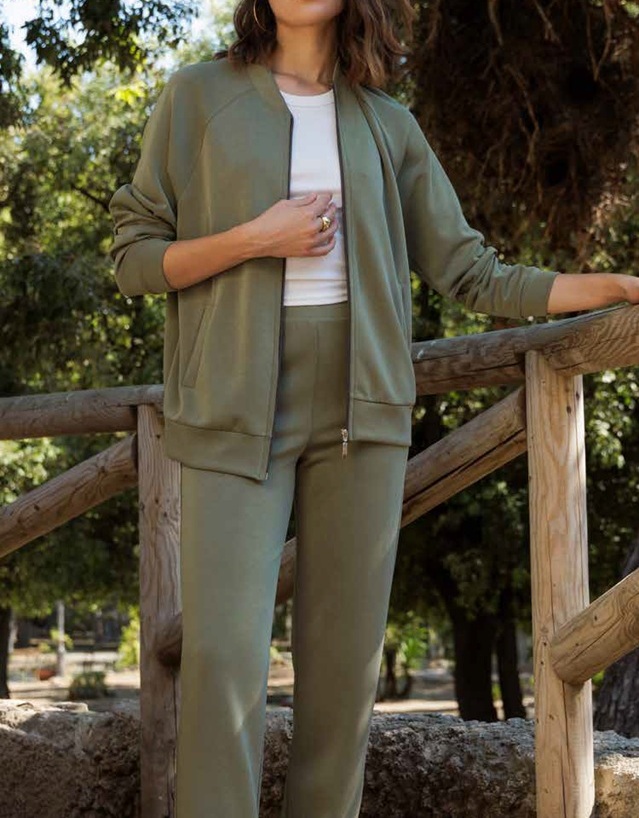 Amadine D3194 Tuta donna con zip e profili - immagine 2